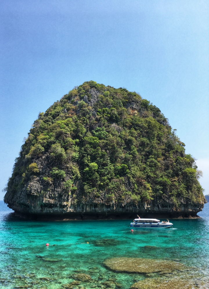 Phi Phi Islands Boat Trip from Phuket- Worth it?